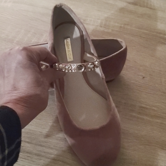 Louise et Cie Shoes - NWOT Louise etc. Cie,Mary Jane ballet shoes. 8.